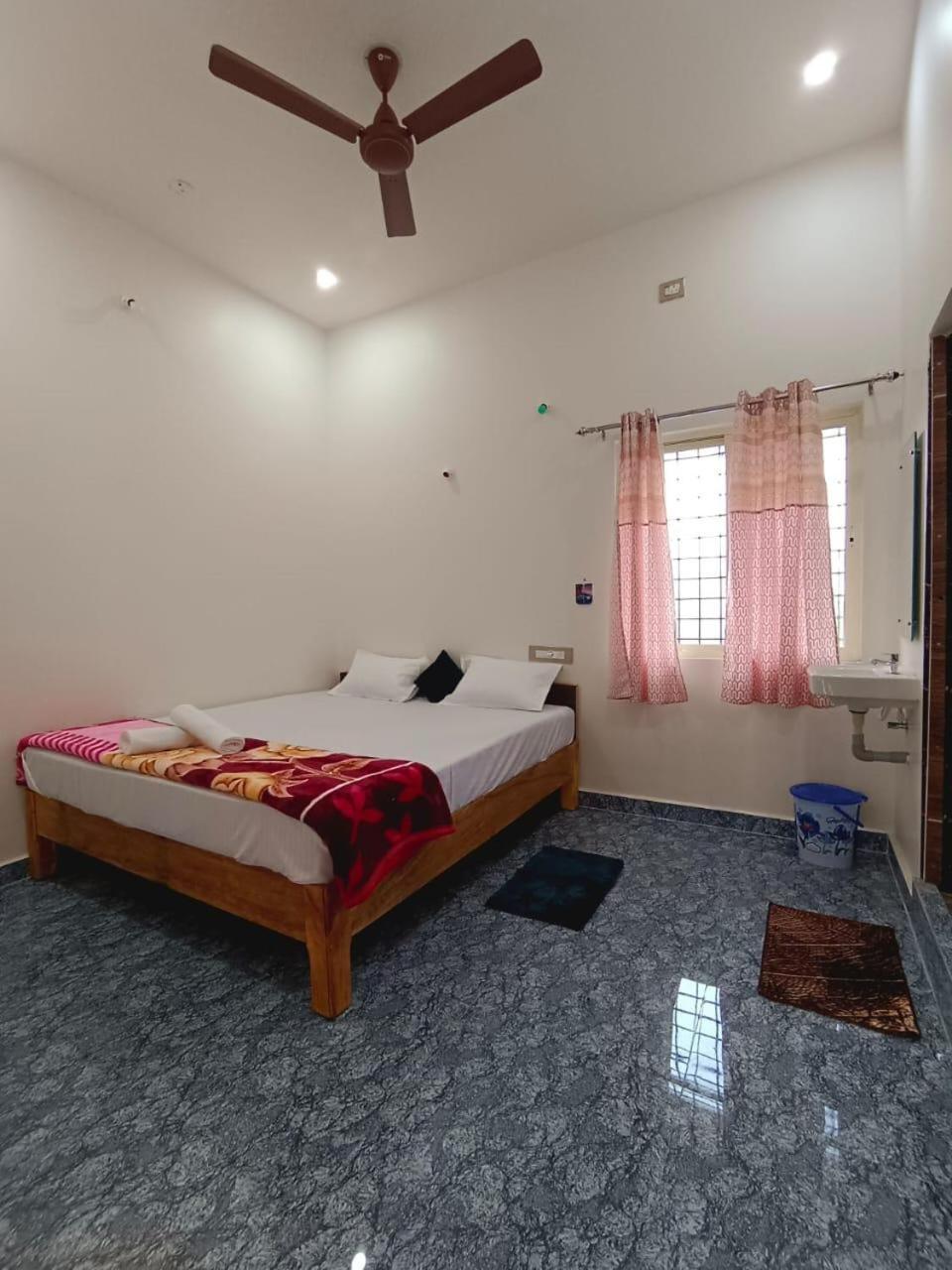 Hampi Anjana Home Stay מראה חיצוני תמונה